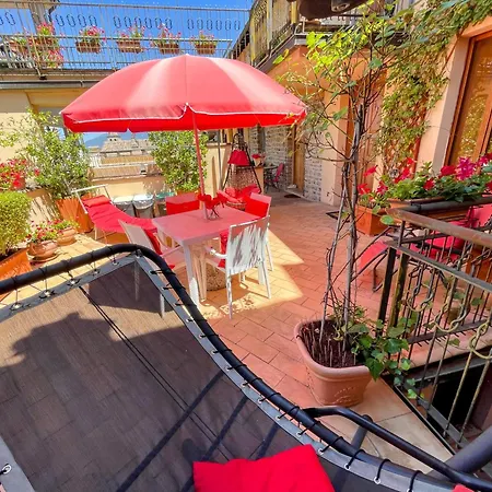 Bellasleeps 4 - 4 *