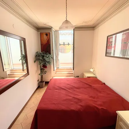 Bellasleeps 4 - 4